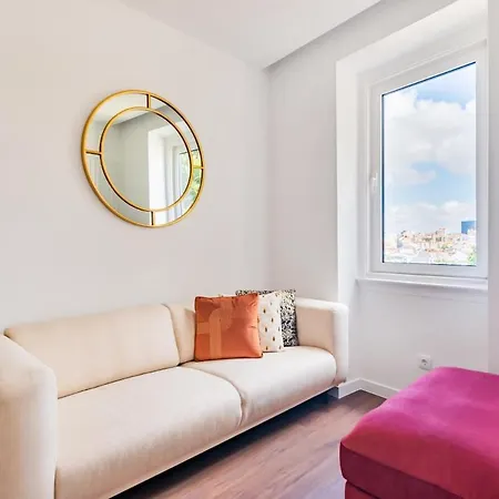2br Cardiff With Balcony * リスボン