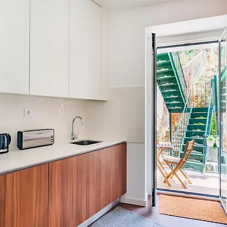 2br Cardiff With Balcony Διαμέρισμα Lisboa